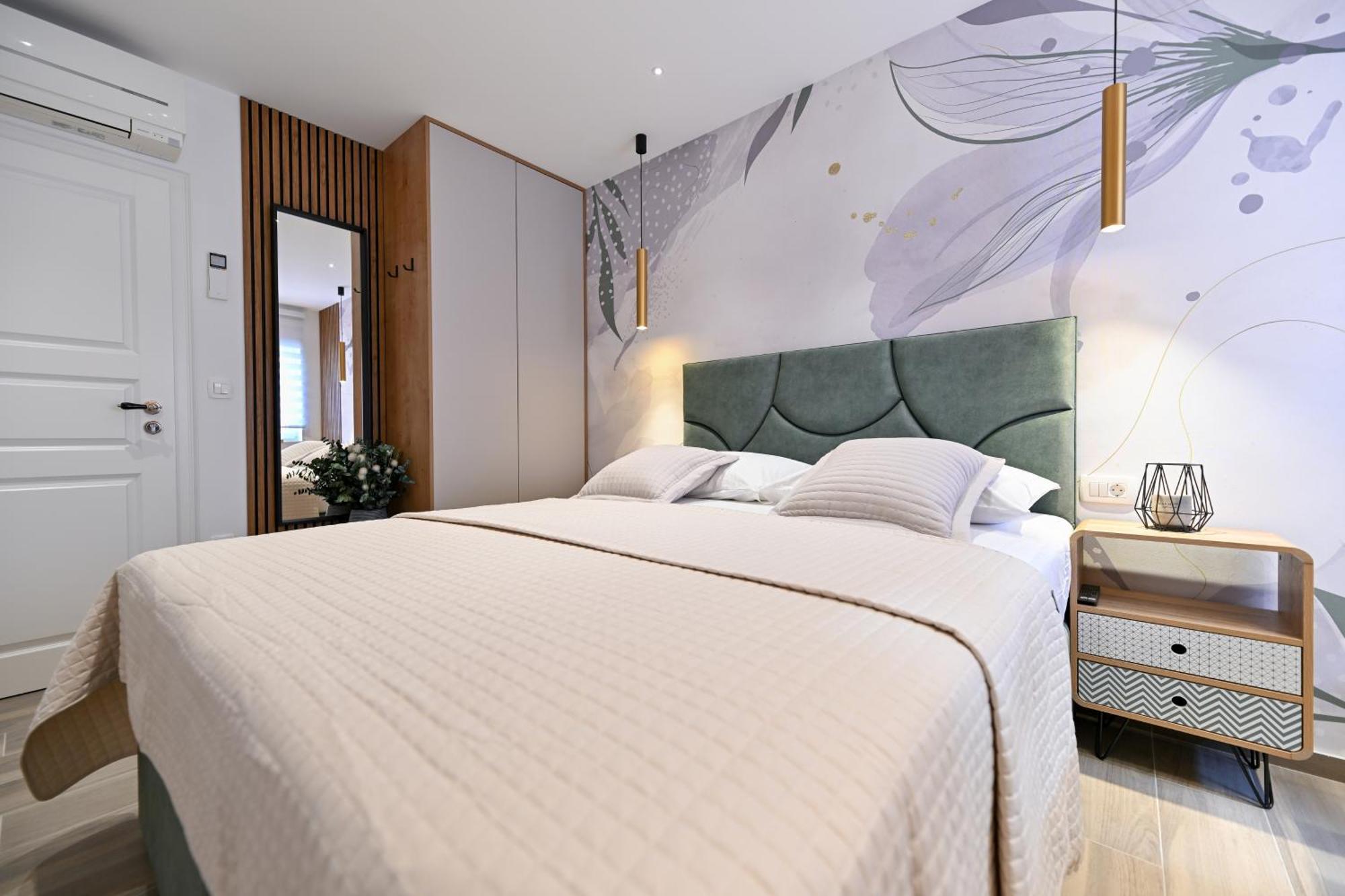 Apartments And Rooms Nekic Zadar Bagian luar foto