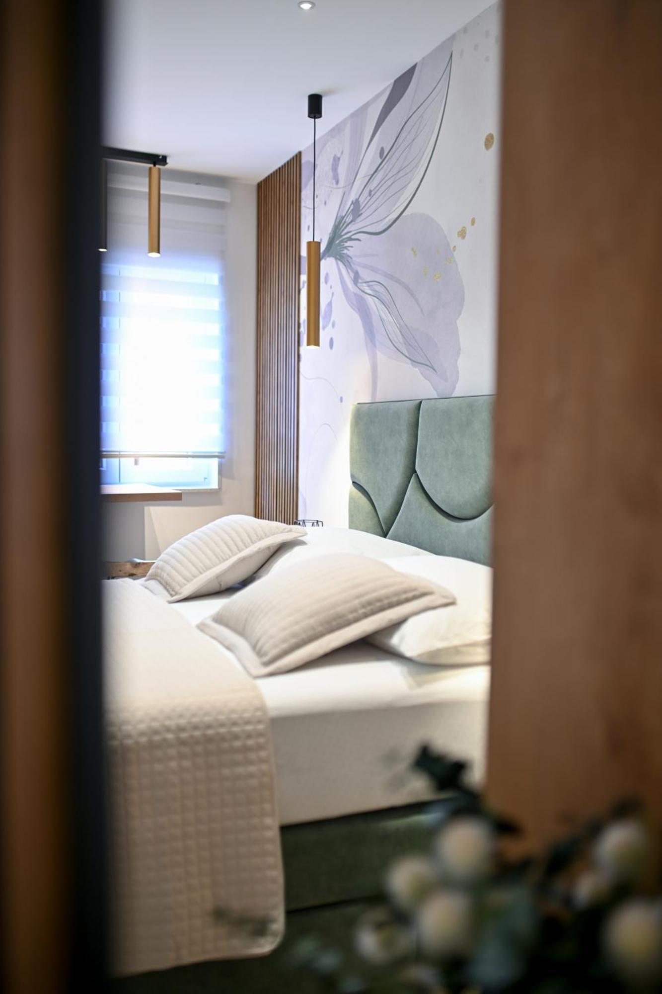Apartments And Rooms Nekic Zadar Bagian luar foto