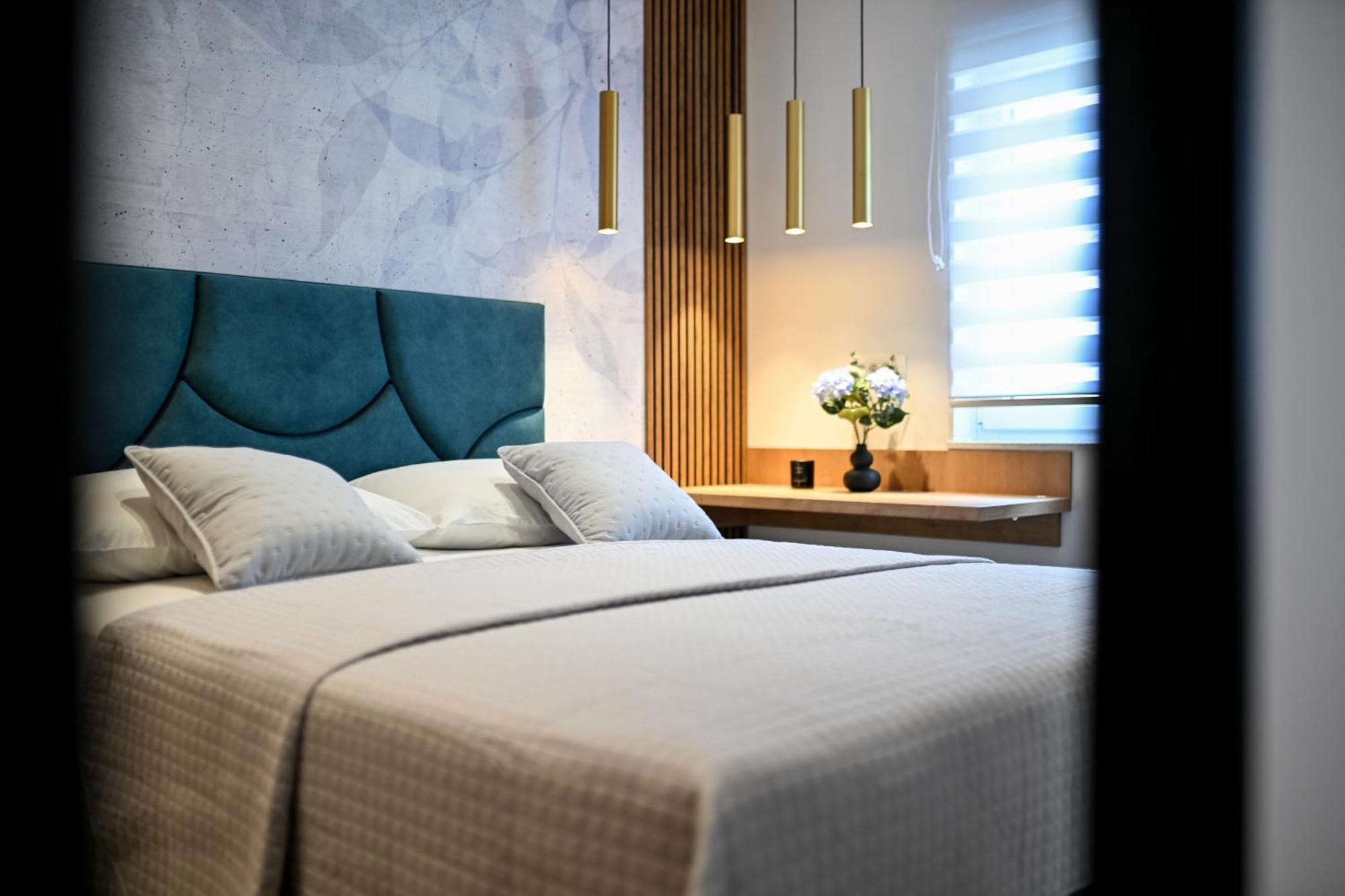 Apartments And Rooms Nekic Zadar Bagian luar foto