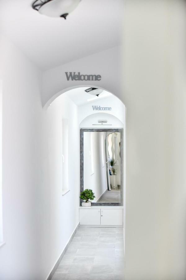 Apartments And Rooms Nekic Zadar Bagian luar foto