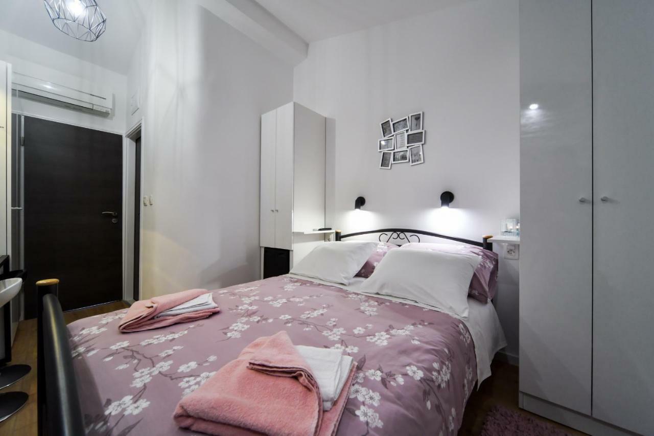 Apartments And Rooms Nekic Zadar Bagian luar foto