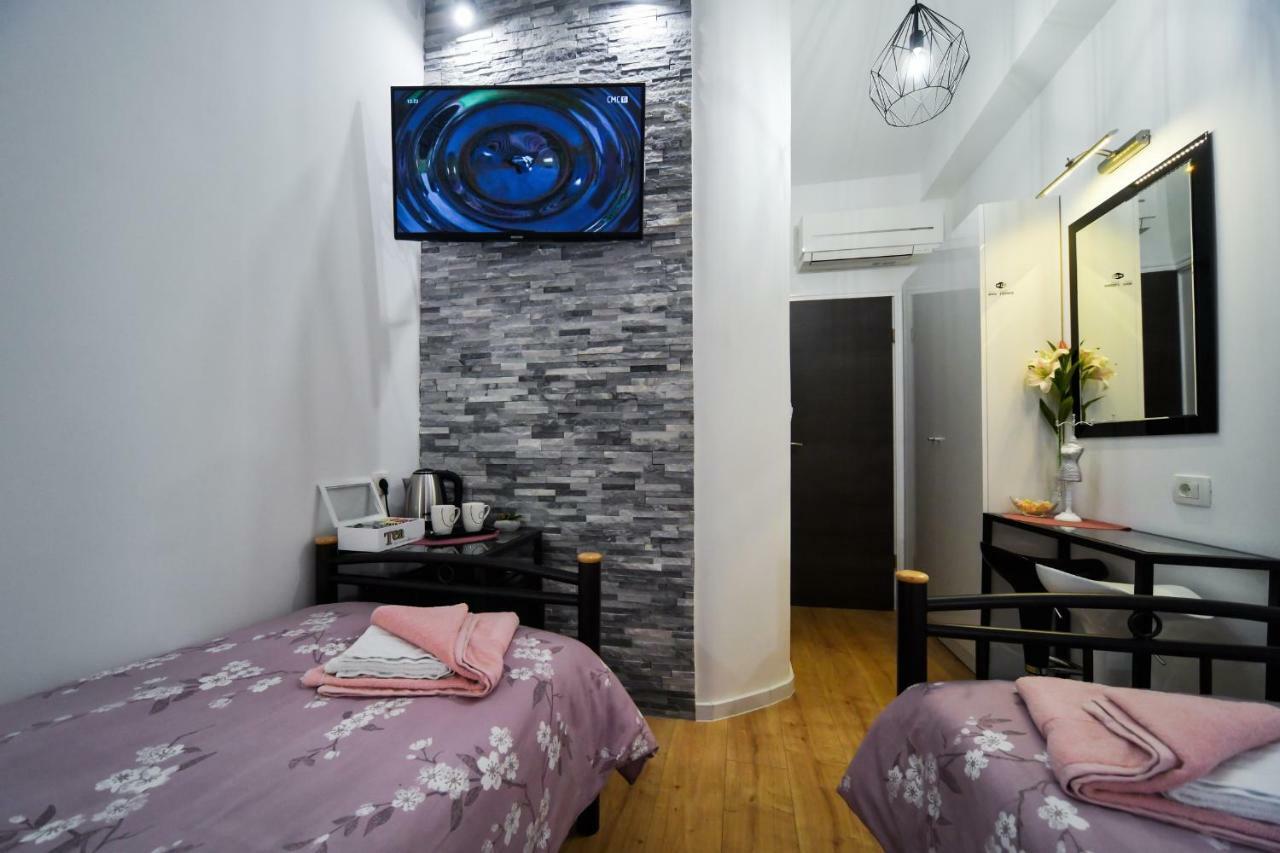 Apartments And Rooms Nekic Zadar Bagian luar foto